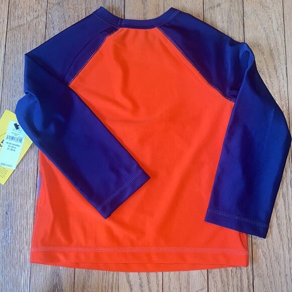 NWT GAP BabyGap Long Sleeve Shark Rash Guard Swim Top (12-18 Months) - Picture 4 of 6